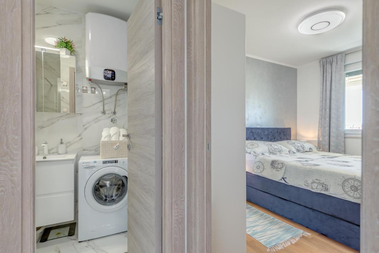 Searenity Apartment Split Luaran gambar